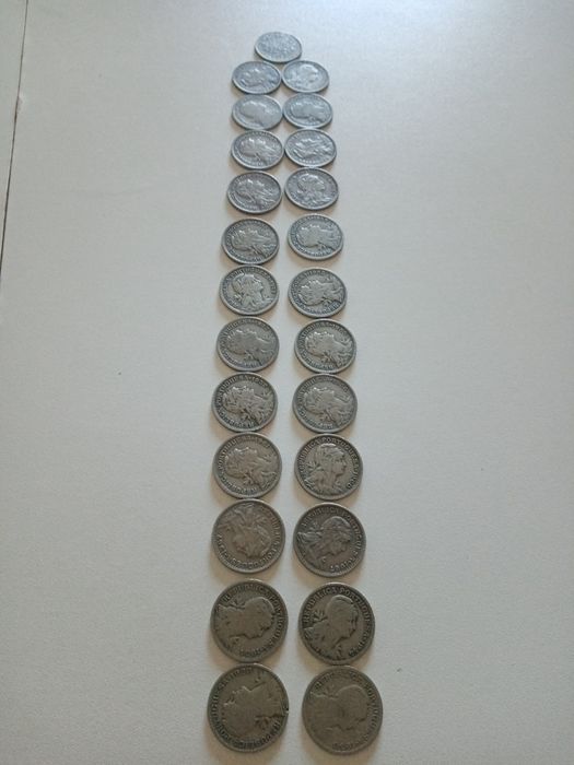 50-Cent Coins425231025576366081