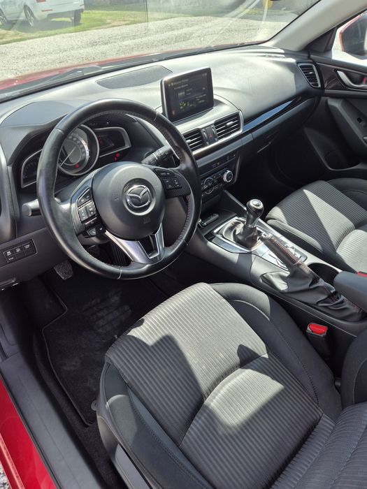 Piękna czerwona Mazda 3 sport line 2.0 benzyna