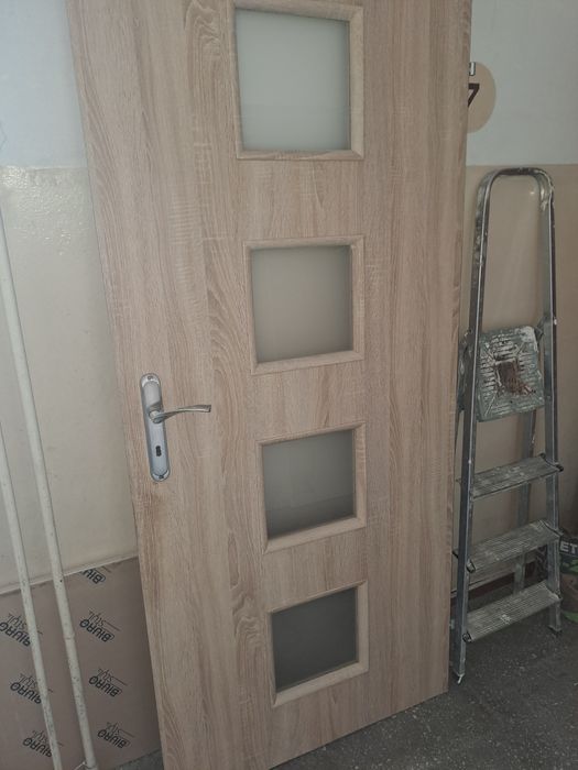 Drzwi wewnętrzne 80 lewe