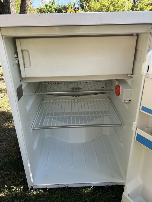 Холодильник  маленький