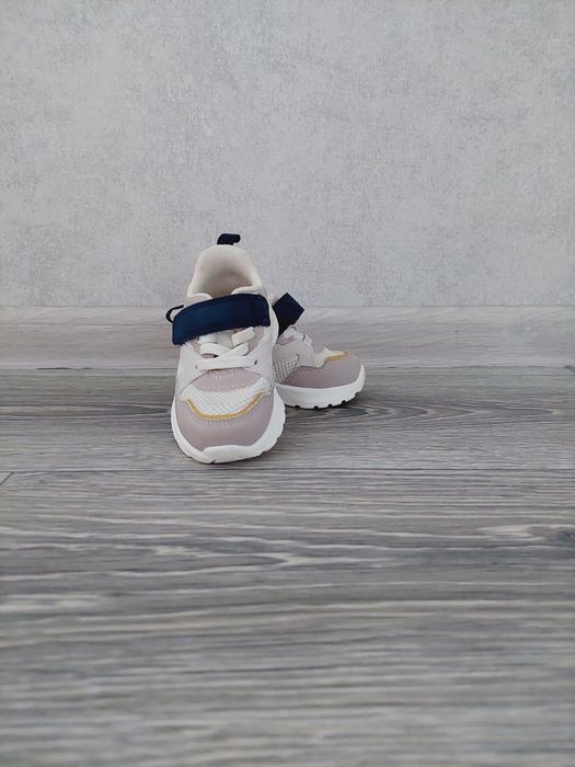 Кросівки на хлопчика