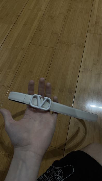 ремінь valentino