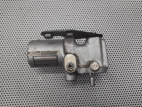 Depressor dos travões / bomba de vácuo TOYOTA Prius Hatchback (_W2_)