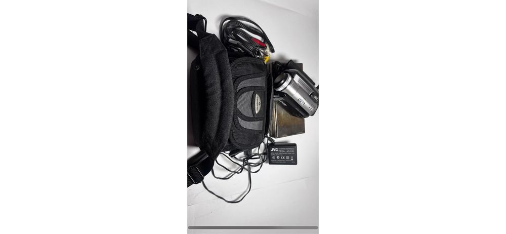JVC GZ-MG77U Camcorder