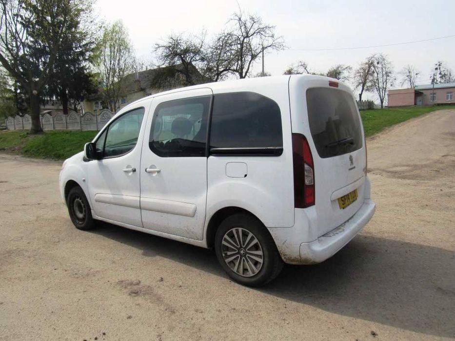 Задняя Четверть кузов Ситоен Берлинго Пежо Партнер Citroen Berlingo В9