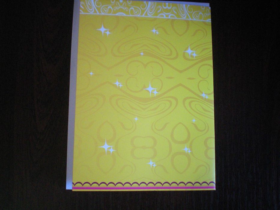 Открытка подарочная со значком Блондинке поздравительная подарок