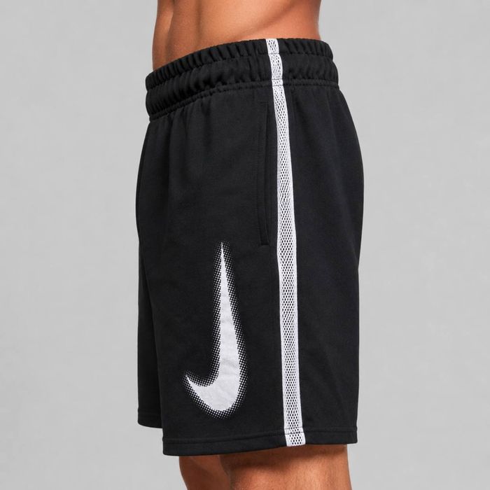 Спортивні шорти Nike