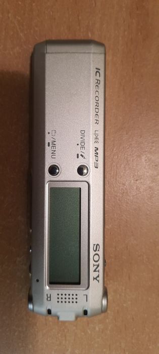 Качественный цифровий диктофон Sony ICD-SX68 и микрофон Sony ECM-C10