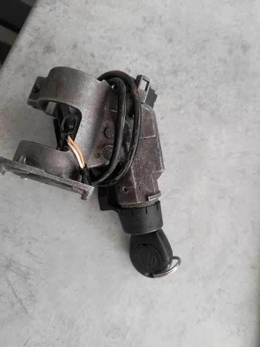 Замок зажигания W638 VITO SPRINTER 1996-2006