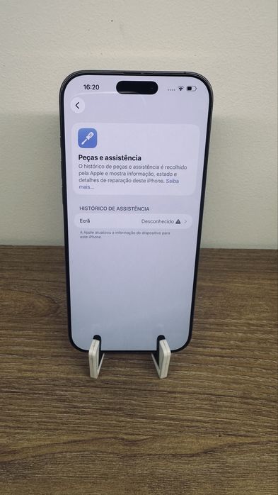 iPhone 16 Pro Max Dourado 256GB