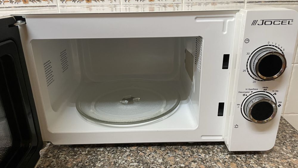 Microondas 20L 700w