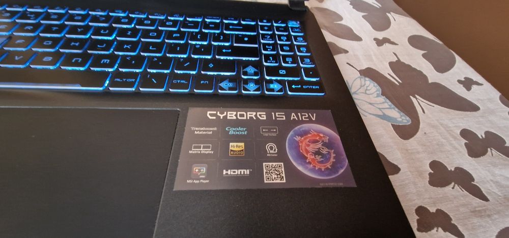 Laptop Cyborg 15