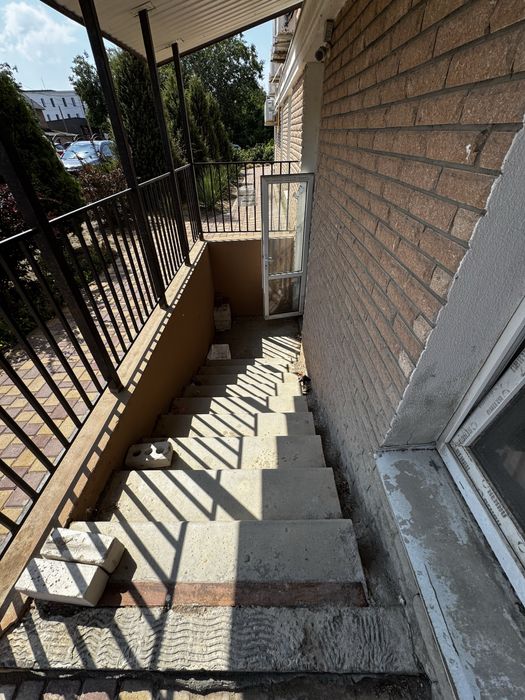 Продам офисное помещение ЖК Дмитриевский