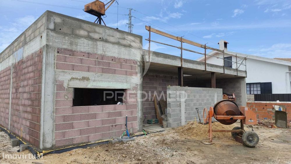 Modern T4 Detached House Under Construction on an 800 m² Plot | Vagos
