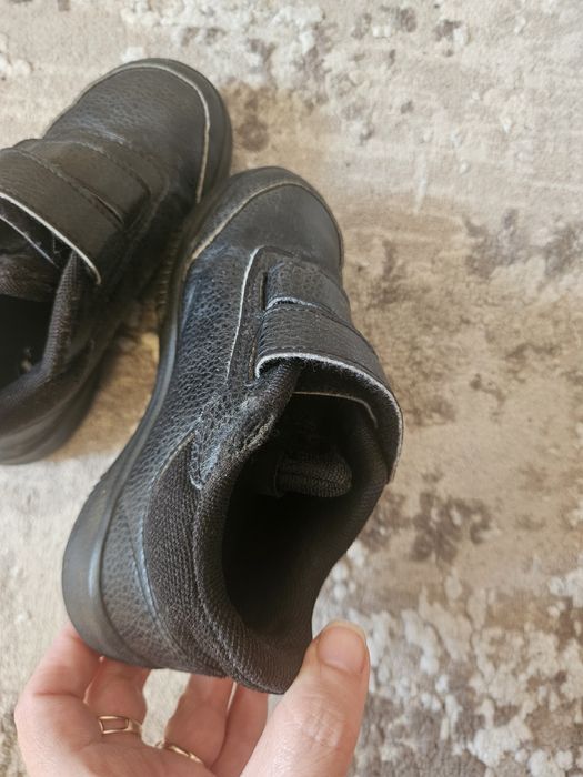 Кеди H&M,кросовки Adidas,кросівки адідас