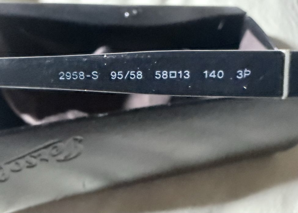 Oculos de Sol Persol como novos.