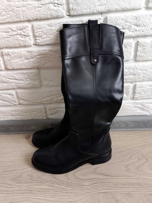 Жіночі шкіряні  чоботи