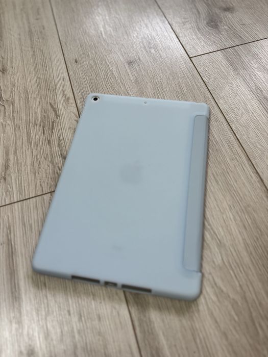 Гарантія! Ідеальний стан iPad 7 ( 2021 ) підтримка SIM картки / Чохол / Скло і Зарядка у ПОДАРУНОК!