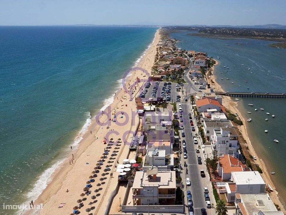 Apartamento T3 com Estacionamento em Faro -