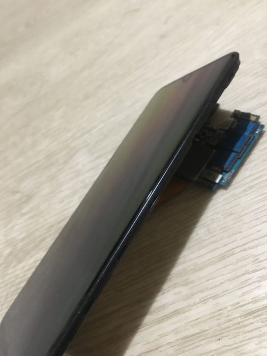 Samsung A30S продам