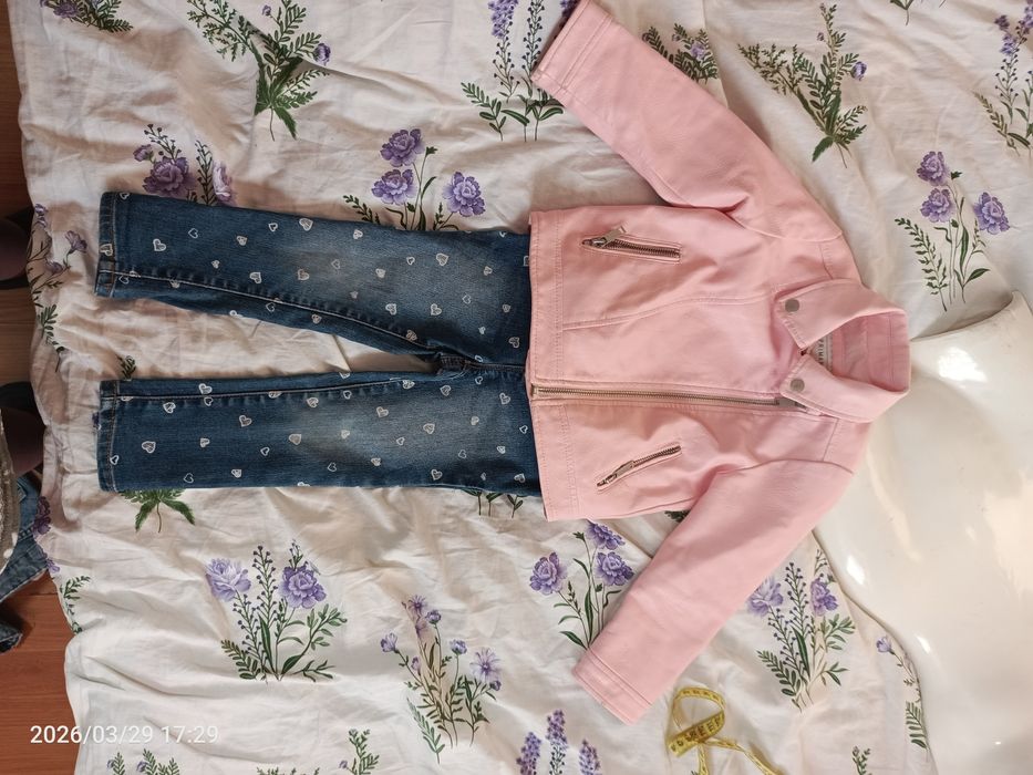 Дитячий весняний лот образ  для дівчинки 2-3 роки. Шкіряна курточка і