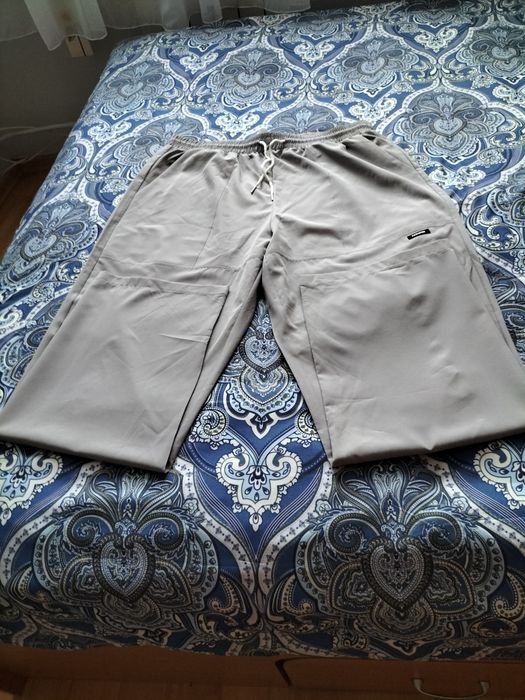 Nowe modne spodnie męskie,