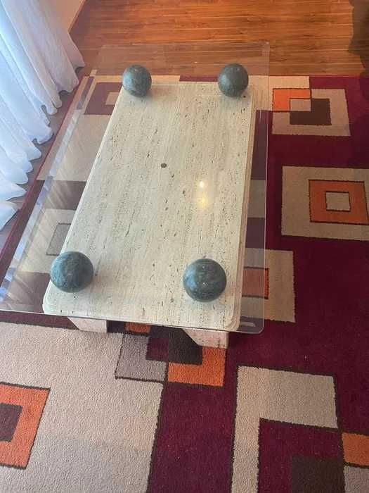 Mesa de centro em Marmore e Vidro