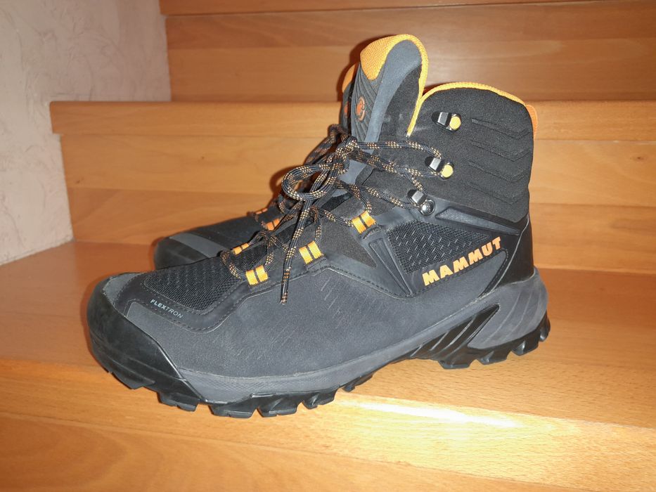 Кросівки ботінки трекінгові туристичні Mammut sapuen high gtx