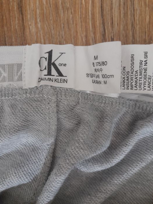 Шорты Calvin Klein. Оригинал. Размер М.