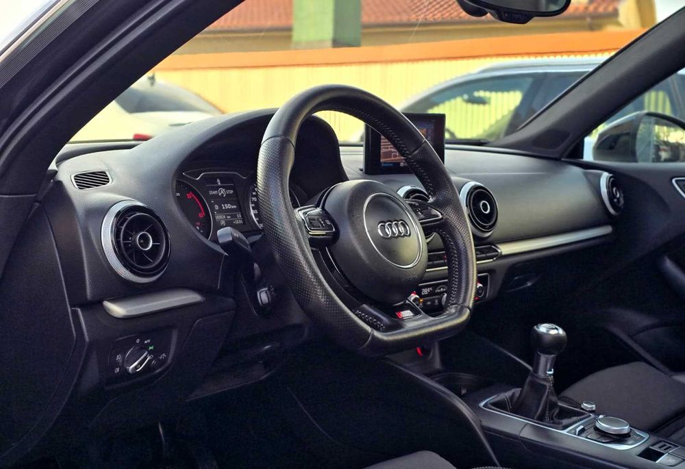 Audi A3 8V S Line Plus 2.0Tdi 150Cv (Look RS3) Full Extras