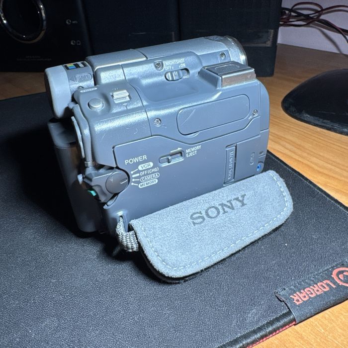 Sony Handycam DCR-TRV33E