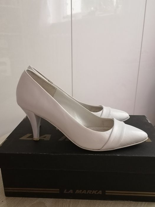 Buty czółenka białe ślubne skórzane roz 37 LaMarka
