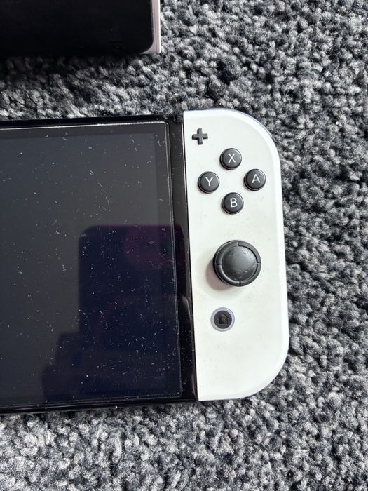 Consola Nintendo Switch Oled + 2 Jogos