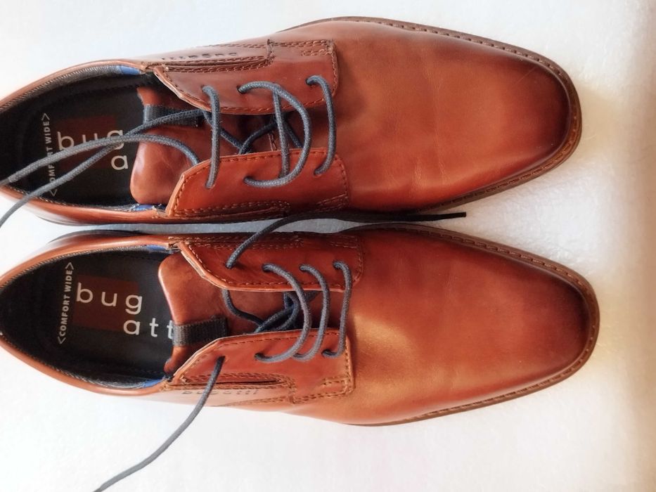 Sapatos Homem Bugatti em Pele