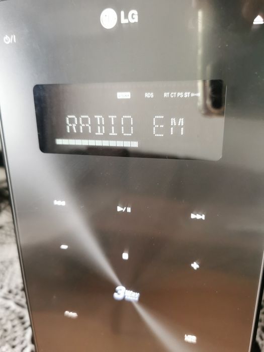 Wieża Lg FB166 + pilot