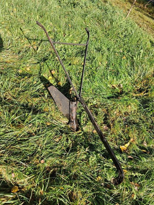 Stary pług do orki konny