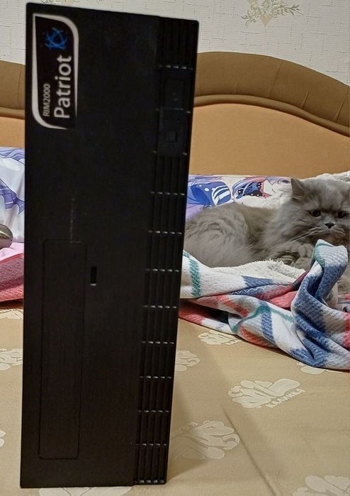 Монитор та Системний блок + колонки Sven (2.1, 45 Вт)