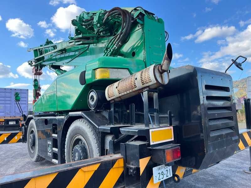 Автокран Kobelco RK160-3  16 тонн
