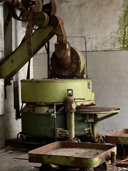 Vendem-se várias peças de lagar antigo