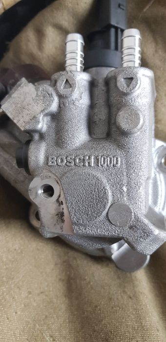 Насос паливний  Bosch  BMW