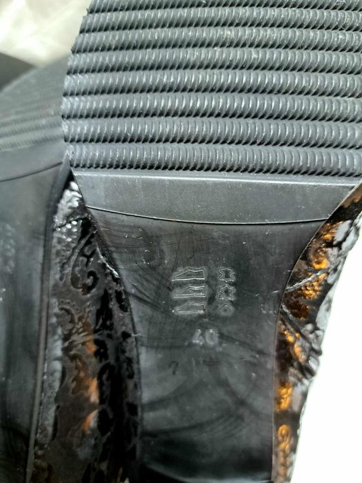 Botki damskie YKK z naturalnej skóry  roz. 40