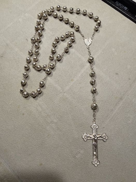 Terço em prata-novo