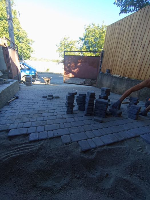 Виконання будівельних робіт