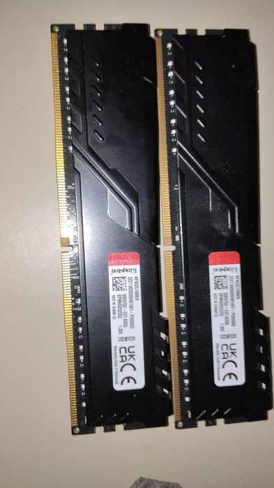 2x 8GB DDR4 Kingston Fury Beast RAM