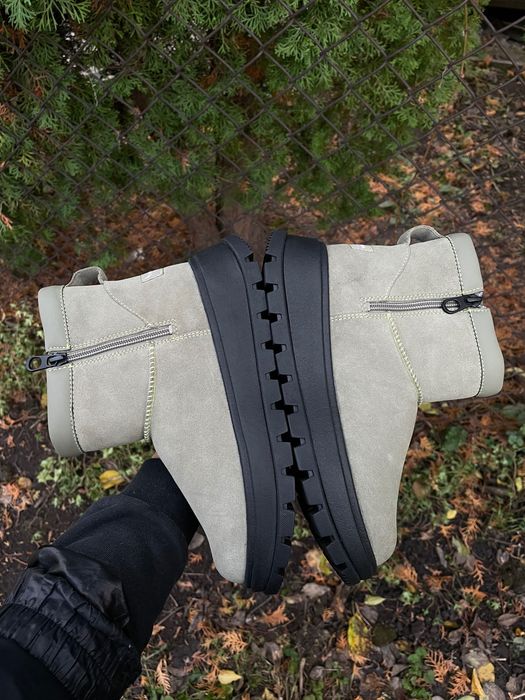 ОРИГІНАЛ UGG Koolaburra 37р оливкового кольору