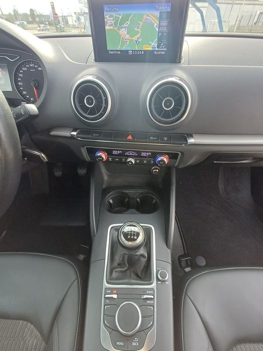 Audi A3 limousine 1.6 diesel