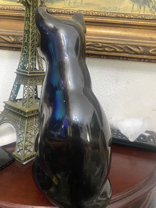 Gato  preto de louça