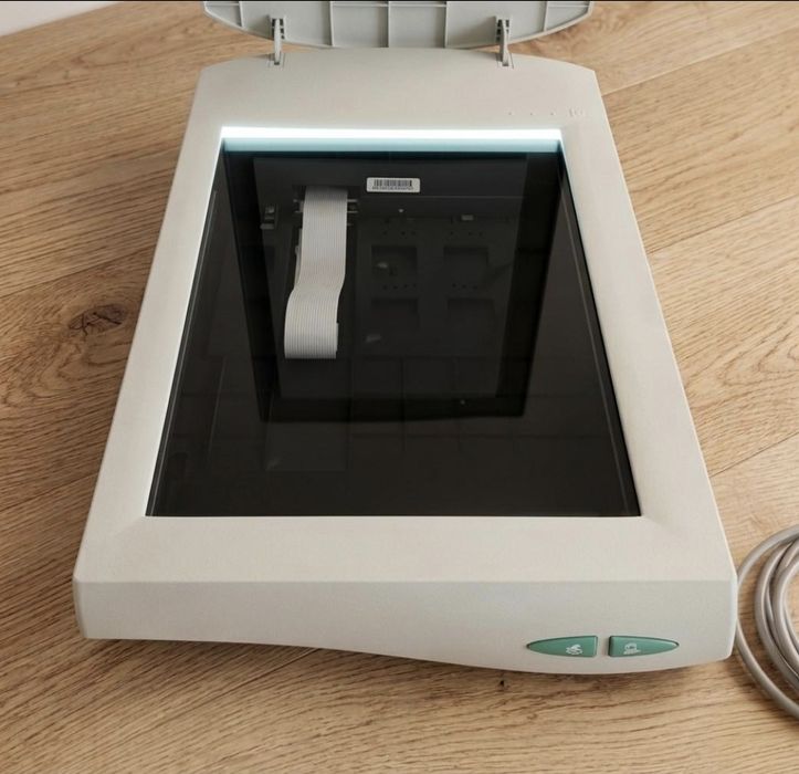Scanner HP Scan jet 4100C, dos anos 90