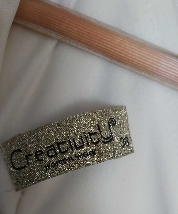 Lekka kremowa sukienka r.38 M