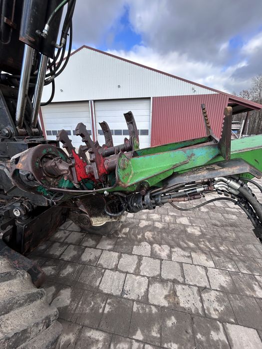 Maszyna Leśna Harvester Silvatec 856 Tah